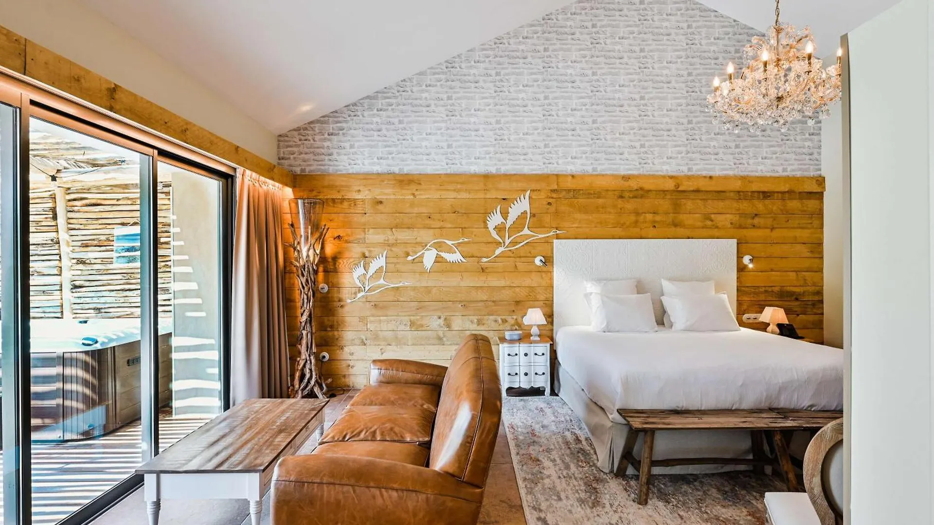 ***** Hotel Le Hameau Des Pesquiers Ecolodge & Spa, Curio Collection By Hilton Hyères Frankreich