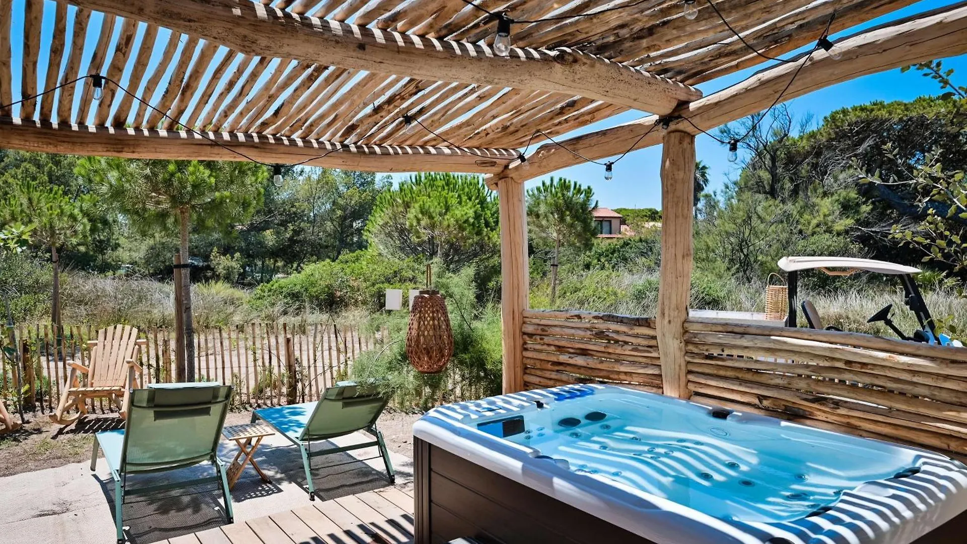 Le Hameau Des Pesquiers Ecolodge & Spa, Curio Collection By Hilton Hyeres Hotel