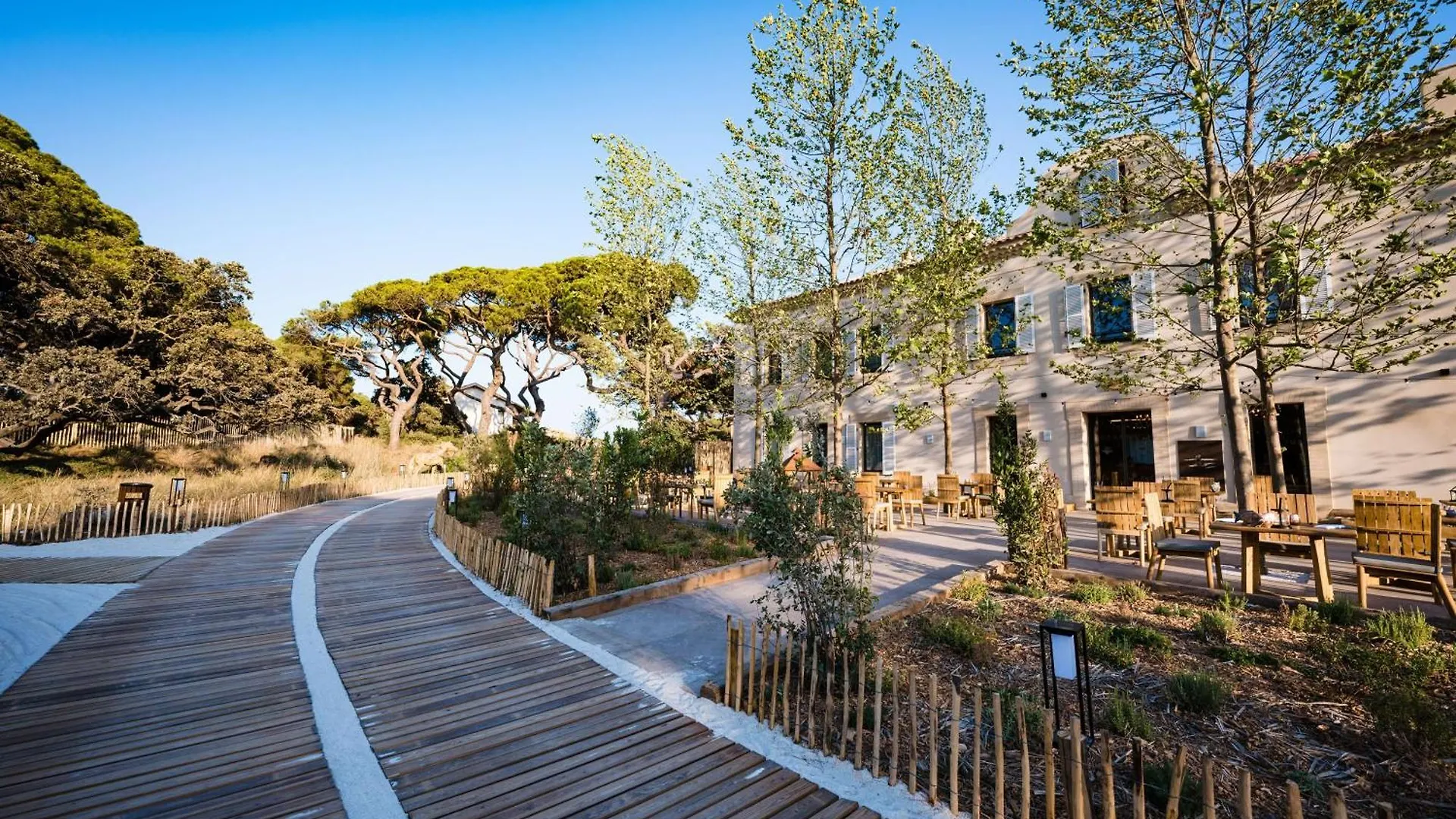 Le Hameau Des Pesquiers Ecolodge & Spa, Curio Collection By Hilton Hyeres 5*,