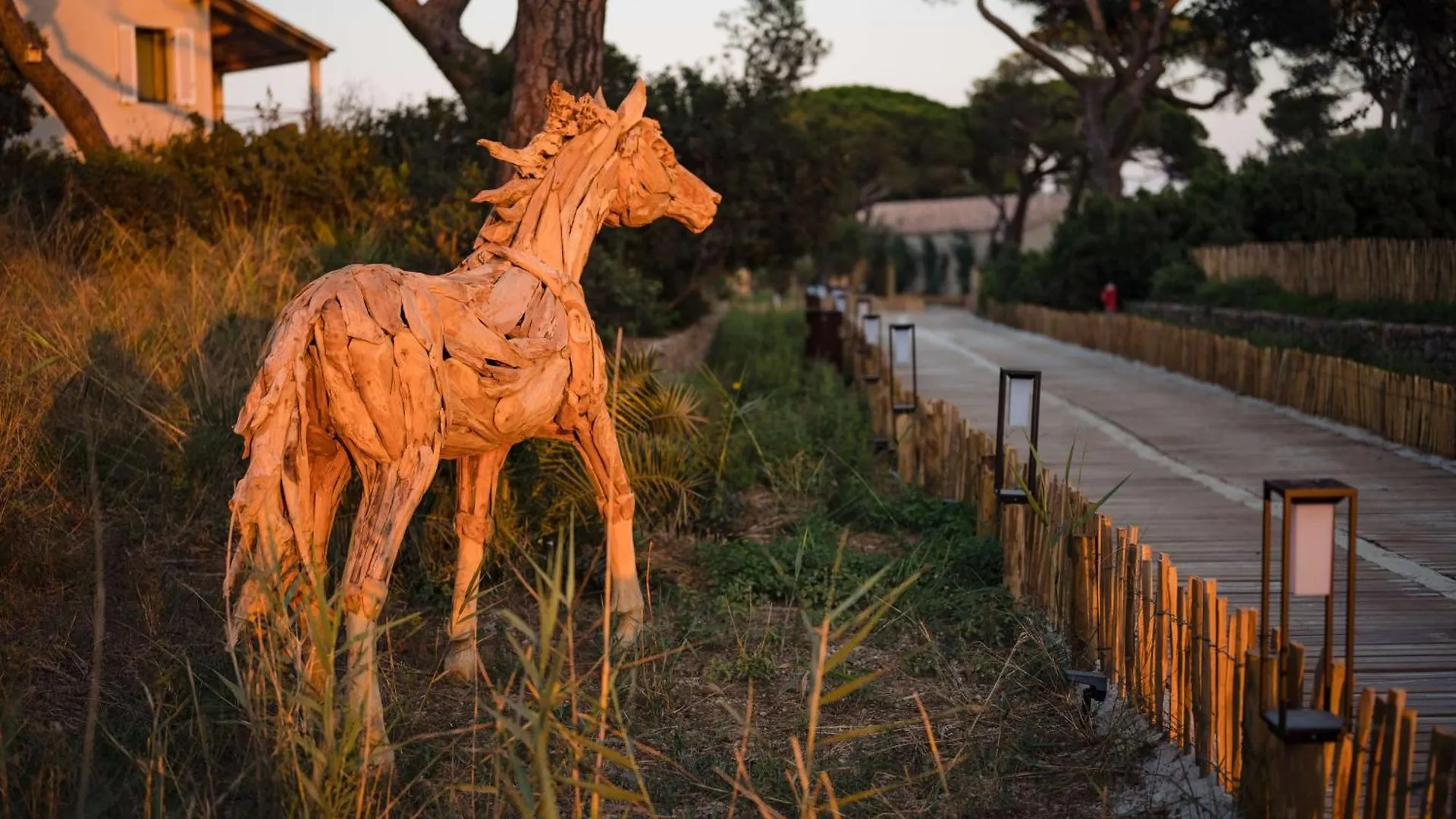 ***** Hotel Le Hameau Des Pesquiers Ecolodge & Spa, Curio Collection By Hilton Hyeres France