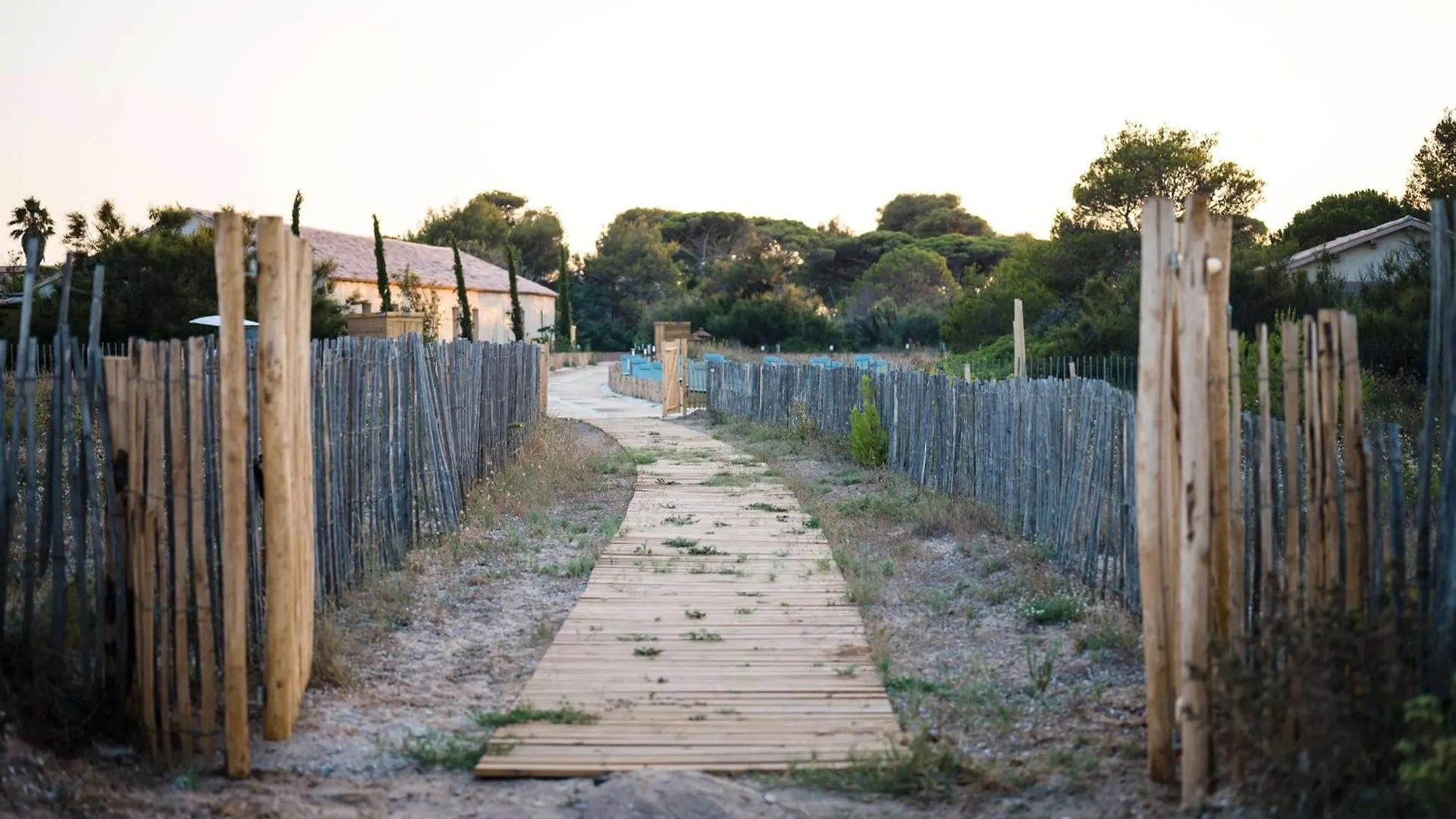 Le Hameau Des Pesquiers Ecolodge & Spa, Curio Collection By Hilton Hyeres 5*,