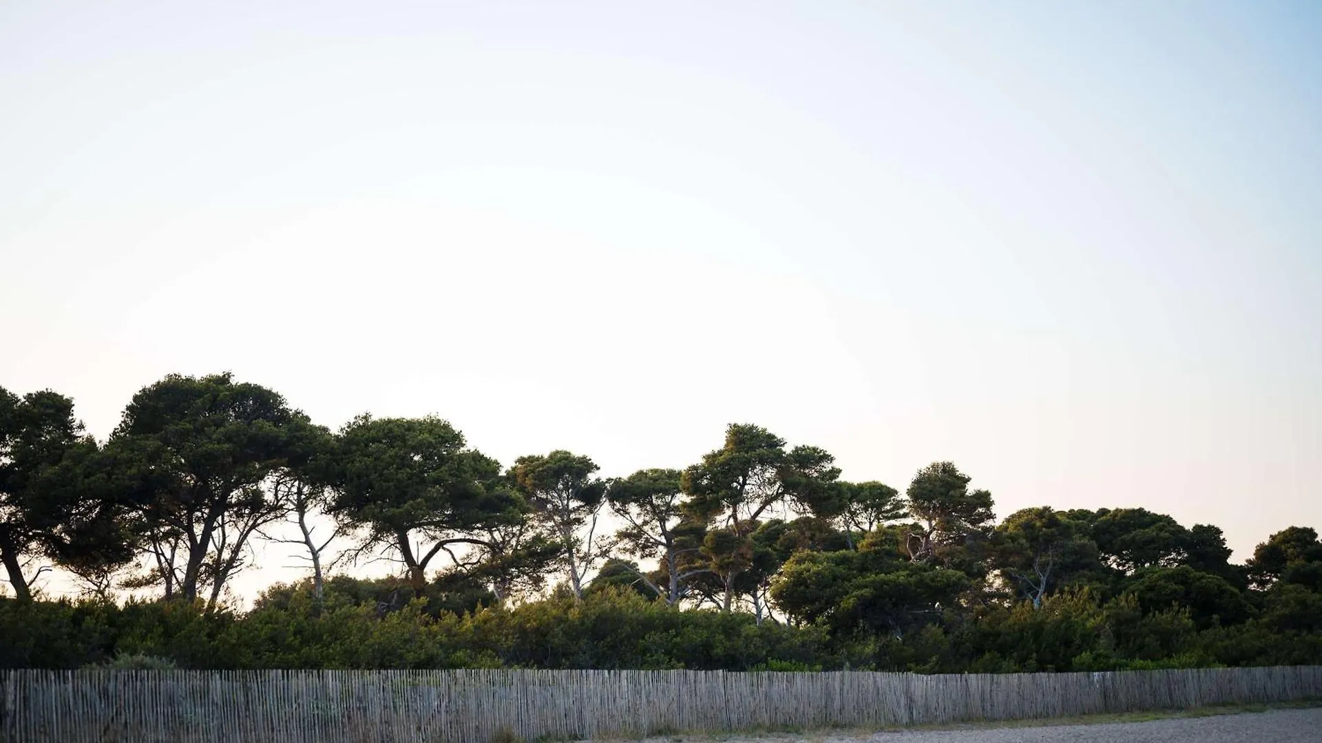 Hotel Le Hameau Des Pesquiers Ecolodge & Spa, Curio Collection By Hilton Hyeres